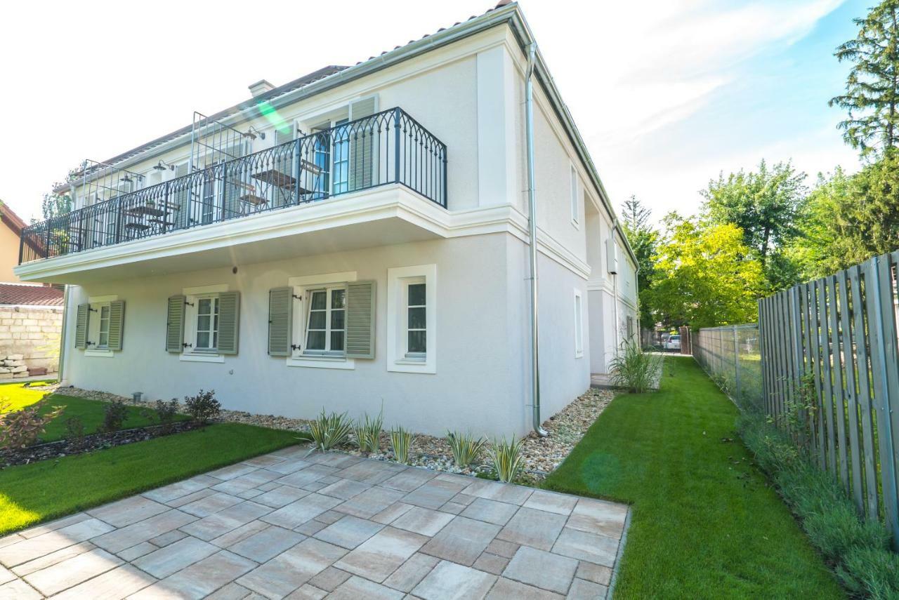 Secca Apartman Siófok Exteriér fotografie